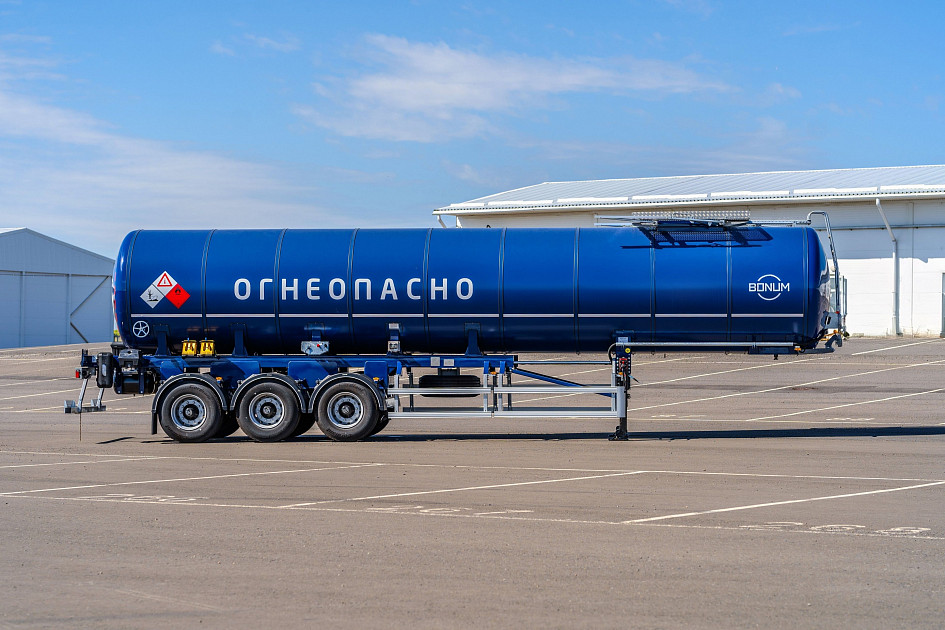 Нефтевоз 42 м3 Нефтевоз 42 м3